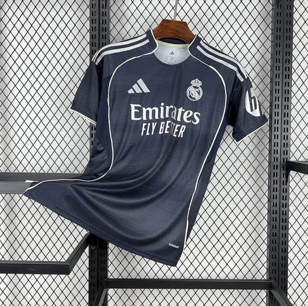 Real Madrid 2025/26 Extérieur